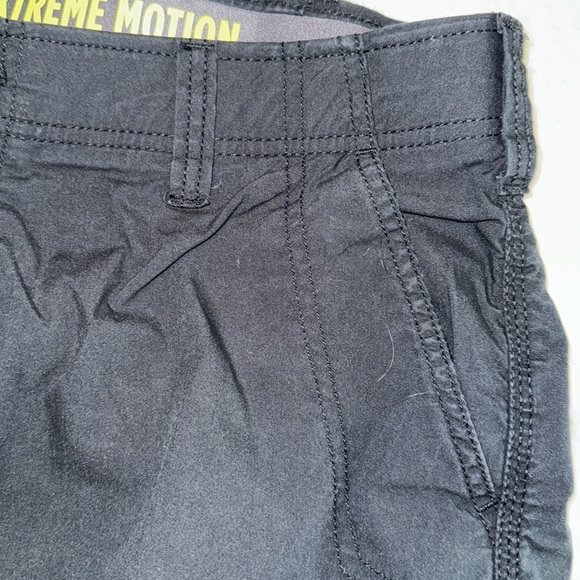 Lee Extreme Motion Men’s Black Shorts 34 - Picture 8 of 15